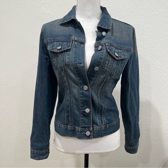 Classic Jean Jacket / Denim Jacket Gap size XS - Picture 2 of 8